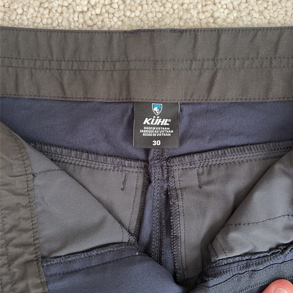 Kuhl Mens flat-front shorts - Size 30 - Navy Blue - Picture 5 of 5